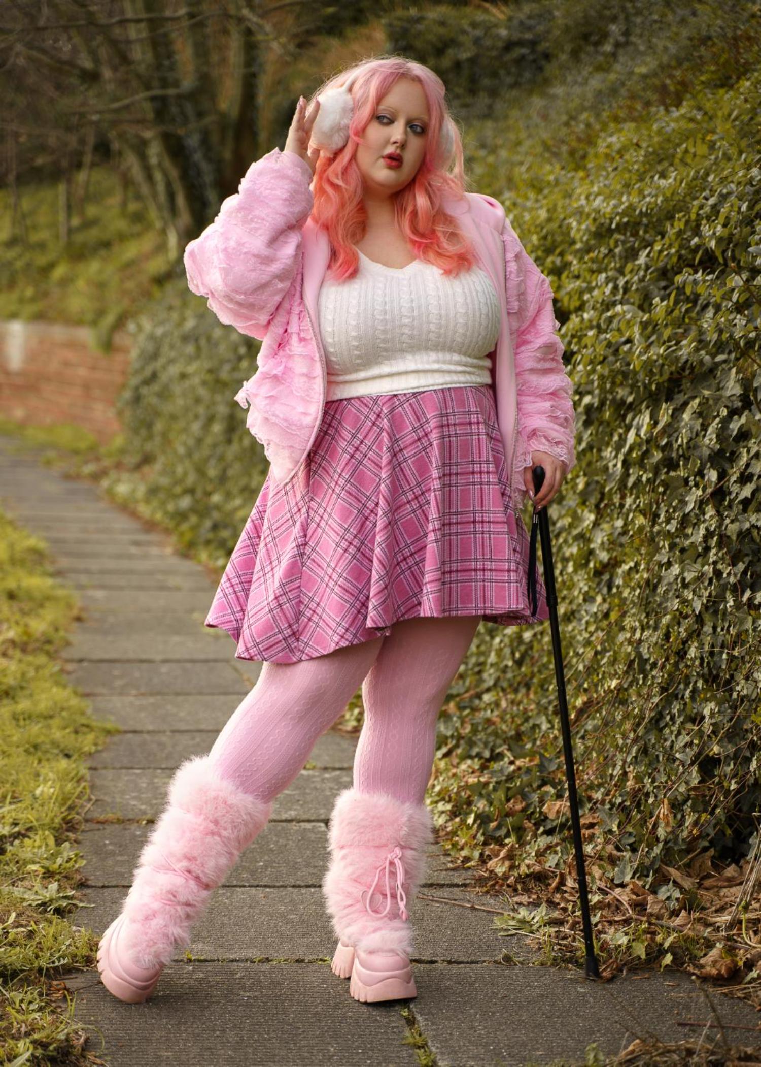 Grannies Cable Knit Wool Tights - Piglet (V2)