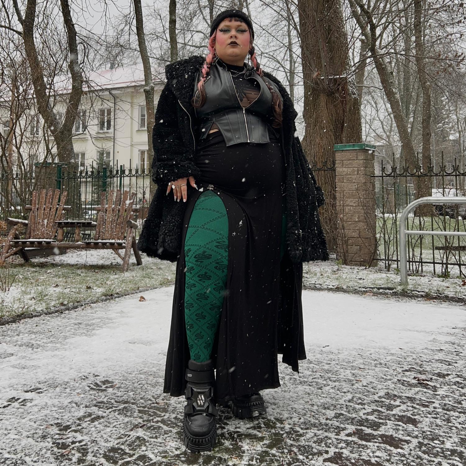 80 Denier Opaque Tights - Corra Snakes - Foliage Green