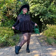 Emma, 5ft 7in / 171cm - Size F2