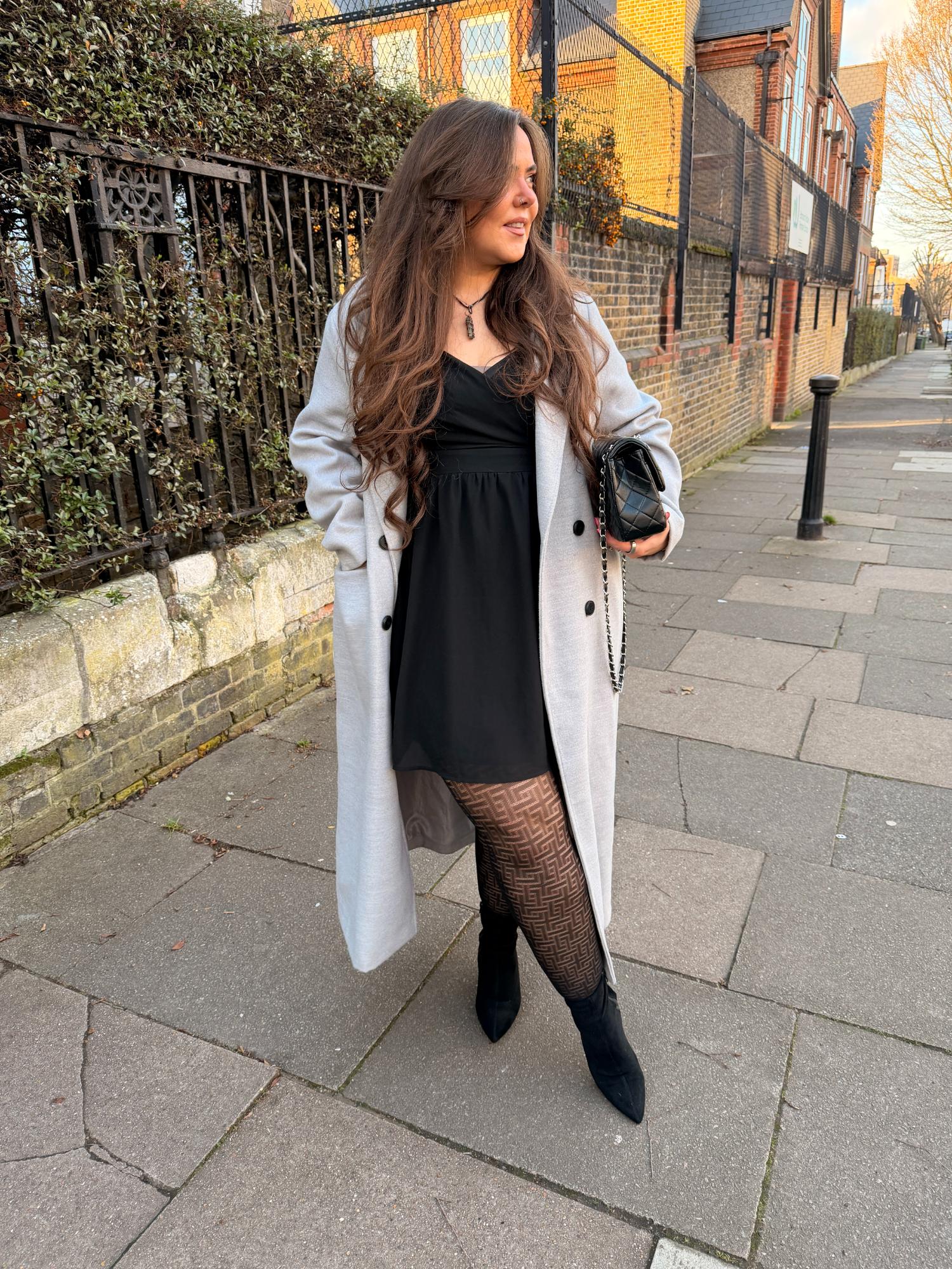 Fishnet Tights - Traditional in Black