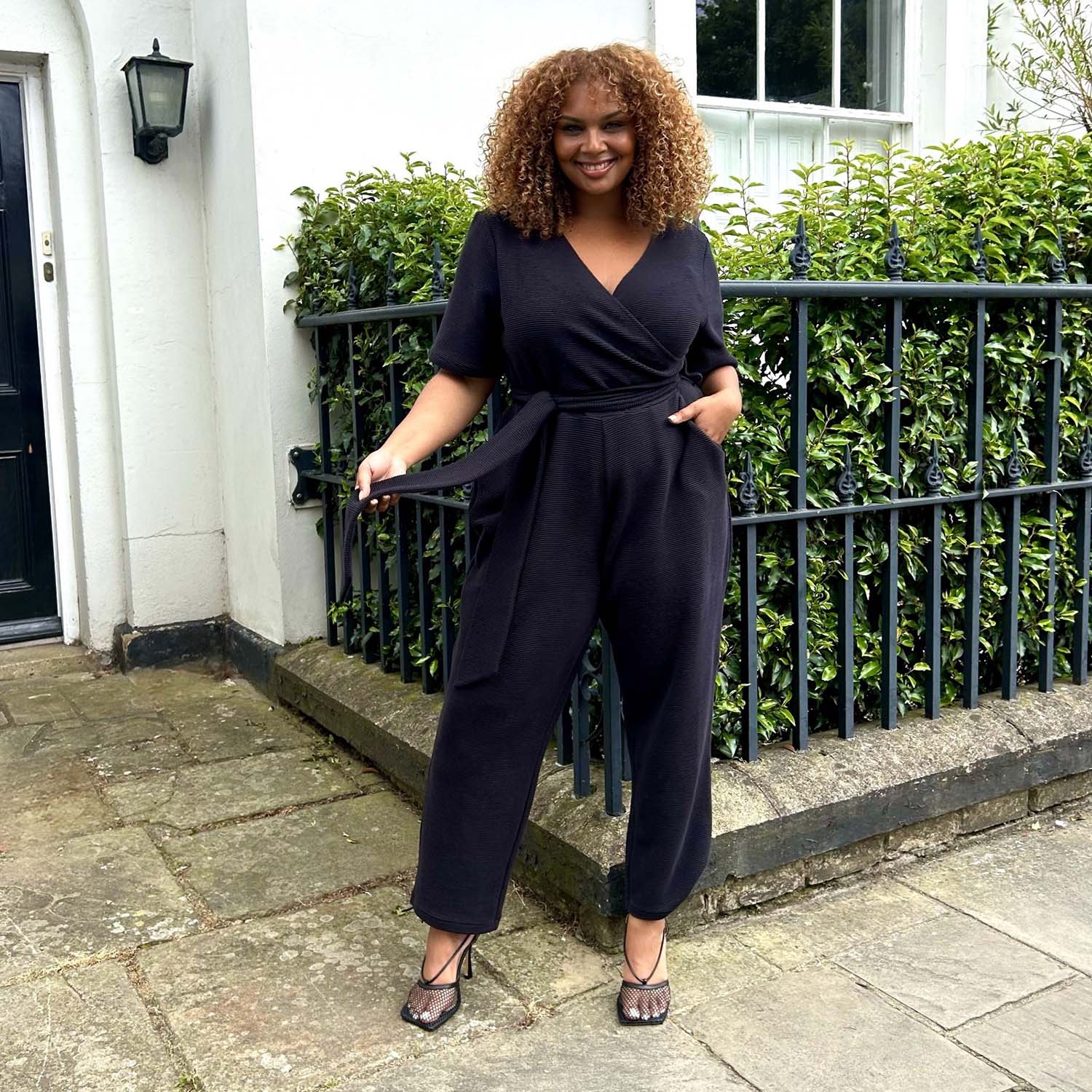 Renellshanay - Size E - 5'7