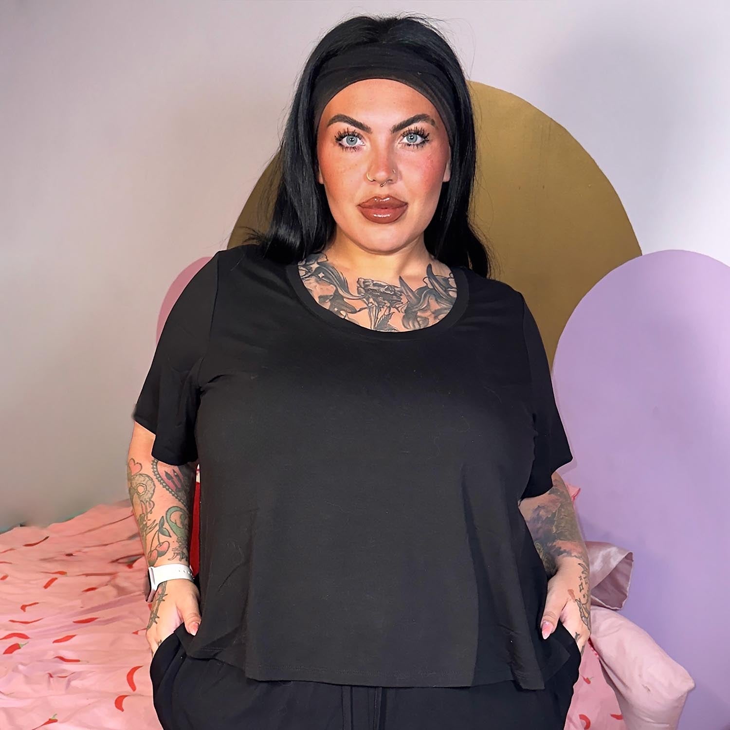 Viscose Scoop Neck Tee - Black