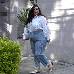 Yamila, 5ft 6in / 168cm - Size F2 Long